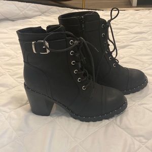 Heeled boots